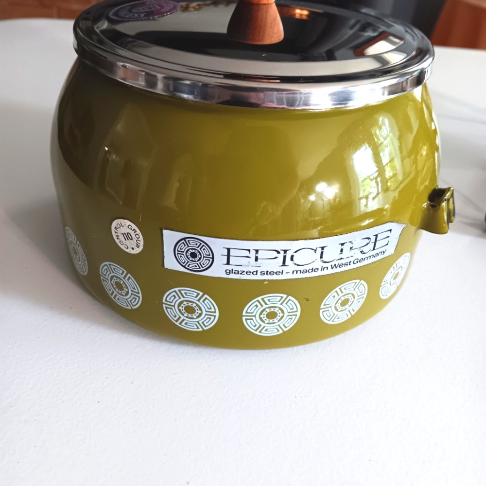 Vintage MCM Epicure fondue pot with accessories. Never used. West Germany - Picture 10 of 16